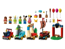 LEGO® Disney 43212: Slavnostní vláček Disney